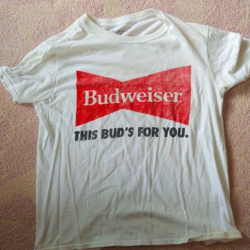 Budweiser Tee